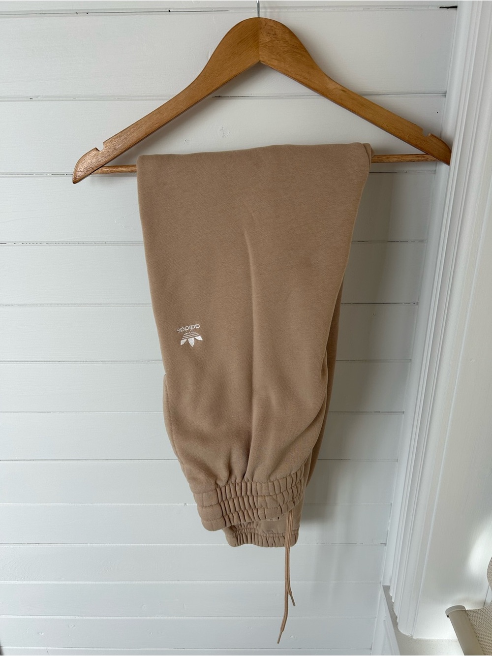 Adidas Originals Beige Fleece Joggers Sweatpants Women’s US s